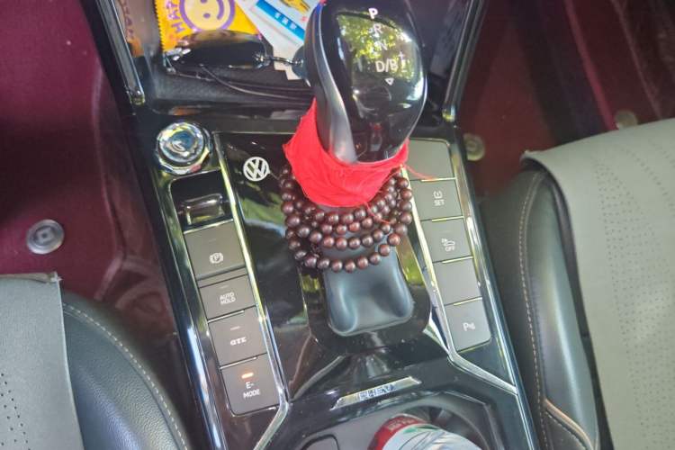 Used Volkswagen Passat New Energy 2020 430 PHEV Hybrid Elite Edition China VI Standard Gear Lever