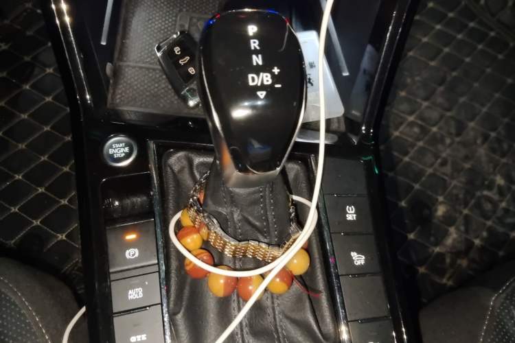 Used Volkswagen Passat New Energy 2020 430 PHEV Hybrid Luxury Edition China VI Standard Gear Lever