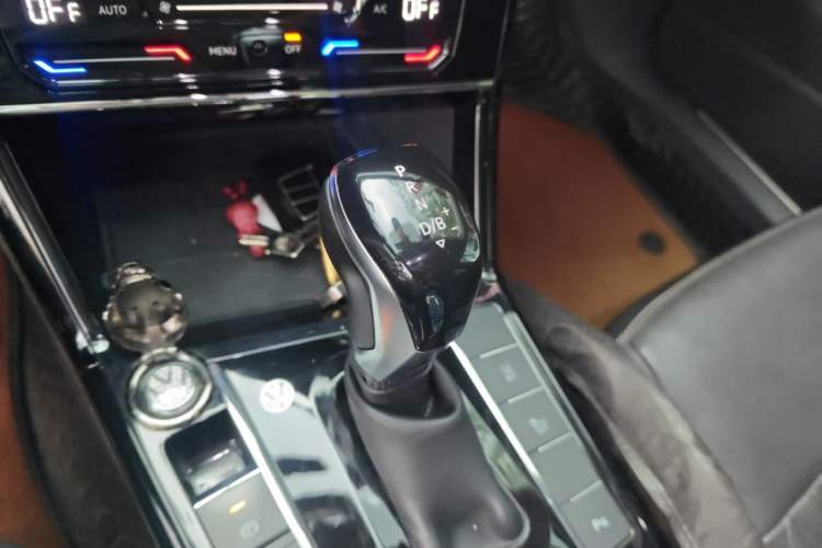 Used Volkswagen Passat New Energy 2020 430 PHEV Hybrid Luxury Edition China VI Standard Gear Lever