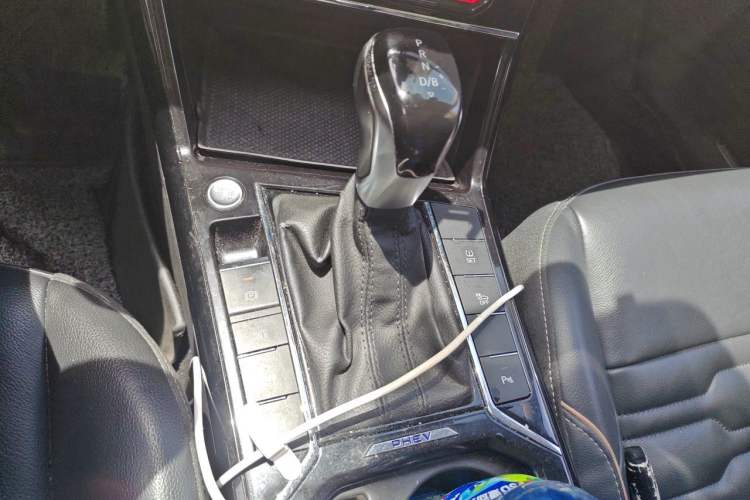 Used Volkswagen Passat New Energy 2020 430 PHEV Hybrid Elite Edition China VI Standard Gear Lever