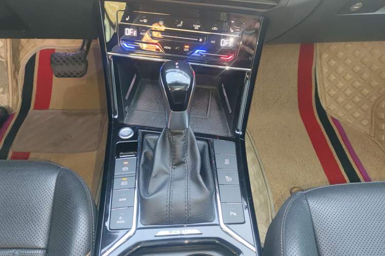 Used Volkswagen Passat New Energy 2020 430 PHEV Hybrid Luxury Edition China VI Standard Gear Lever