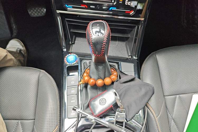 Used Volkswagen Passat New Energy 2020 430 PHEV Hybrid Luxury Edition China VI Standard Gear Lever