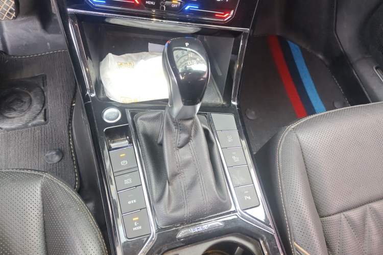Used Volkswagen Passat New Energy 2020 430 PHEV Hybrid Luxury Edition China VI Standard Gear Lever