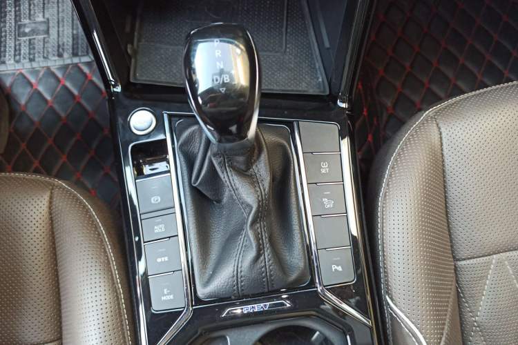 Used Volkswagen Passat New Energy 2020 430 PHEV Hybrid Luxury Edition China VI Standard Gear Lever