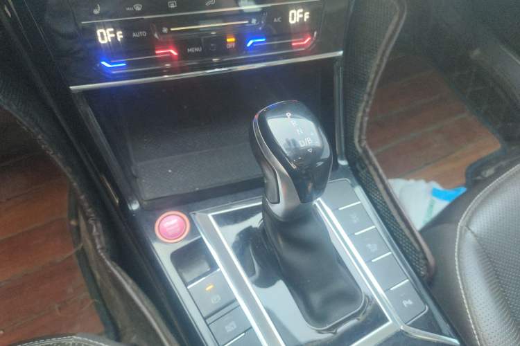 Used Volkswagen Passat New Energy 2020 430 PHEV Hybrid Luxury Edition China VI Standard Gear Lever