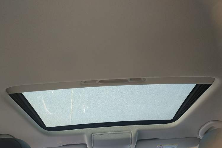 Used Volkswagen Passat New Energy 2020 430 PHEV Hybrid Elite Edition China VI Standard Headliner