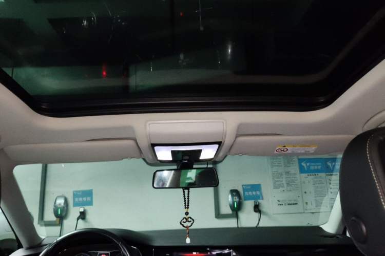Used Volkswagen Passat New Energy 2020 430 PHEV Hybrid Luxury Edition China VI Standard Headliner