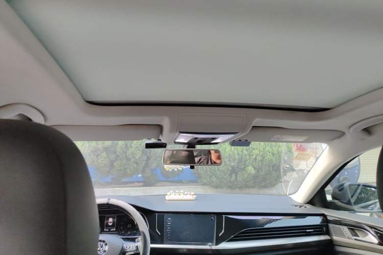 Used Volkswagen Passat New Energy 2020 430 PHEV Hybrid Elite Edition China VI Standard Headliner