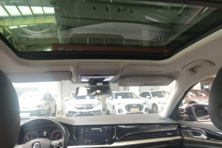 Used Volkswagen Passat New Energy 2020 430 PHEV Hybrid Elite Edition China VI Standard Headliner