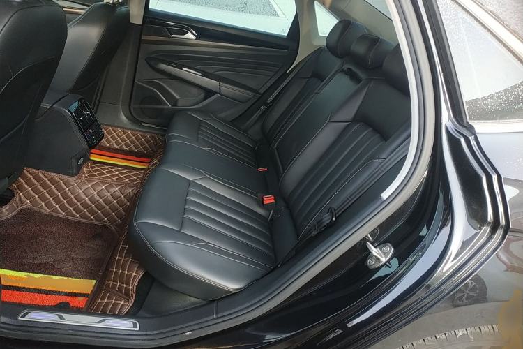 Used Volkswagen Passat New Energy 2020 430 PHEV Hybrid Elite Edition China VI Standard Interior 4
