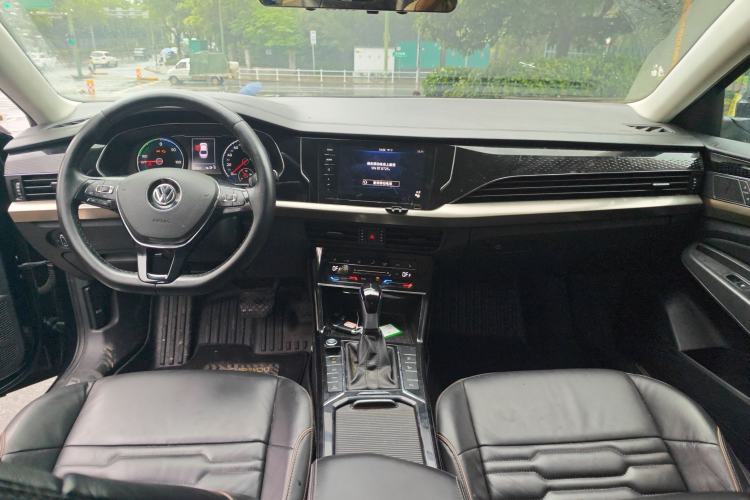 Used Volkswagen Passat New Energy 2020 430 PHEV Hybrid Luxury Version China V Standard Interior 4