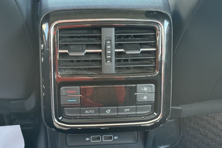 Used Volkswagen Passat New Energy 2020 430 PHEV Hybrid Luxury Edition China VI Standard Interior 5