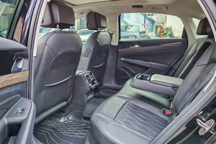 Used Volkswagen Passat New Energy 2020 430 PHEV Hybrid Luxury Edition China VI Standard Interior 6