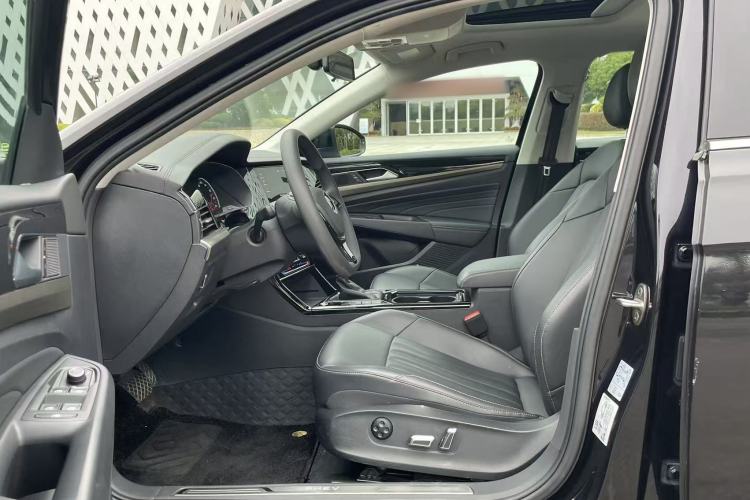 Used Volkswagen Passat New Energy 2020 430 PHEV Hybrid Elite Edition China VI Standard Interior 7
