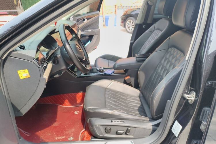 Used Volkswagen Passat New Energy 2020 430 PHEV Hybrid Luxury Edition China VI Standard Left Front Seat