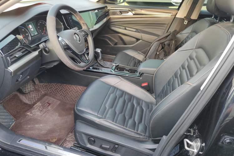 Used Volkswagen Passat New Energy 2020 430 PHEV Hybrid Elite Edition China VI Standard Left Front Seat