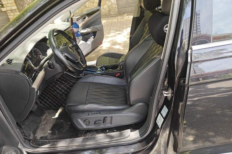 Used Volkswagen Passat New Energy 2020 430 PHEV Hybrid Luxury Version China V Standard Left Front Seat