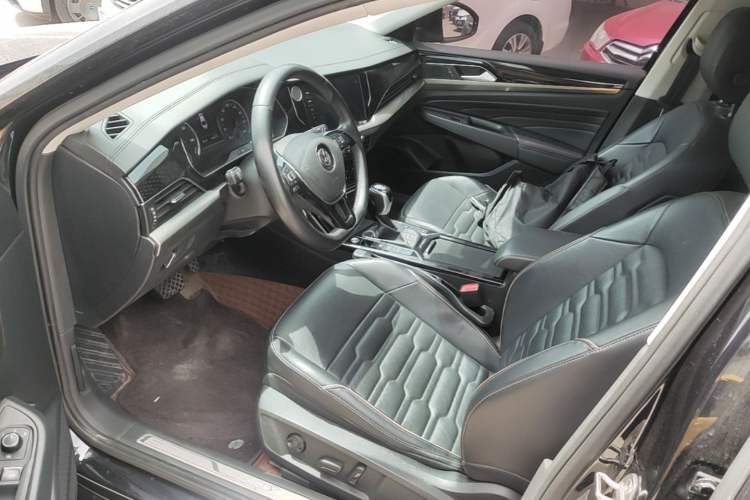 Used Volkswagen Passat New Energy 2020 430 PHEV Hybrid Elite Edition China VI Standard Left Front Seat