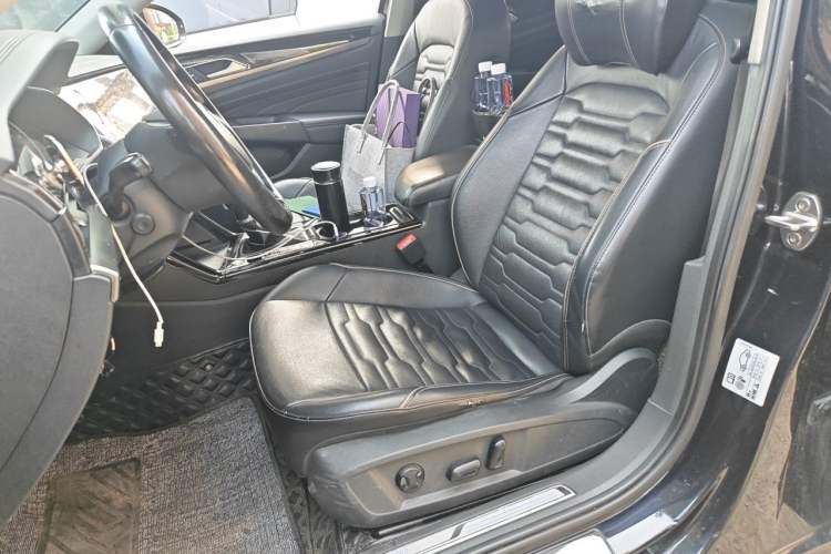Used Volkswagen Passat New Energy 2020 430 PHEV Hybrid Elite Edition China VI Standard Left Front Seat