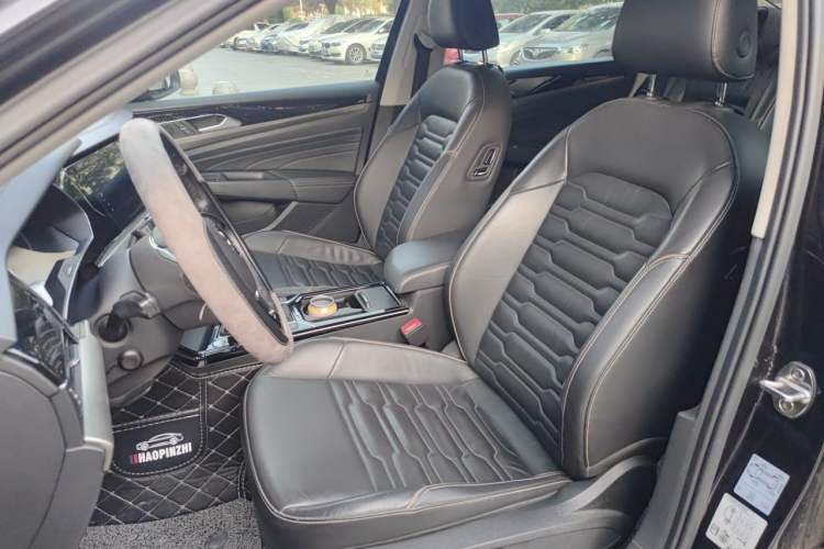Used Volkswagen Passat New Energy 2020 430 PHEV Hybrid Elite Edition China VI Standard Left Front Seat