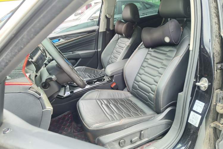 Used Volkswagen Passat New Energy 2020 430 PHEV Hybrid Elite Edition China VI Standard Left Front Seat