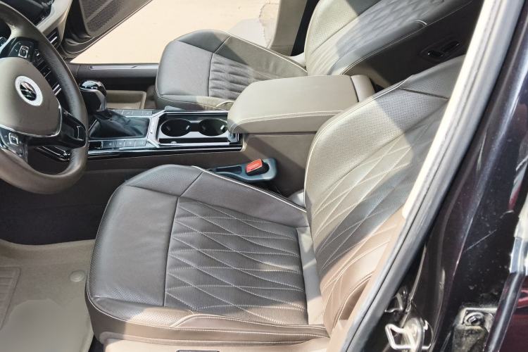 Used Volkswagen Passat New Energy 2020 430 PHEV Hybrid Luxury Edition China VI Standard Left Front Seat