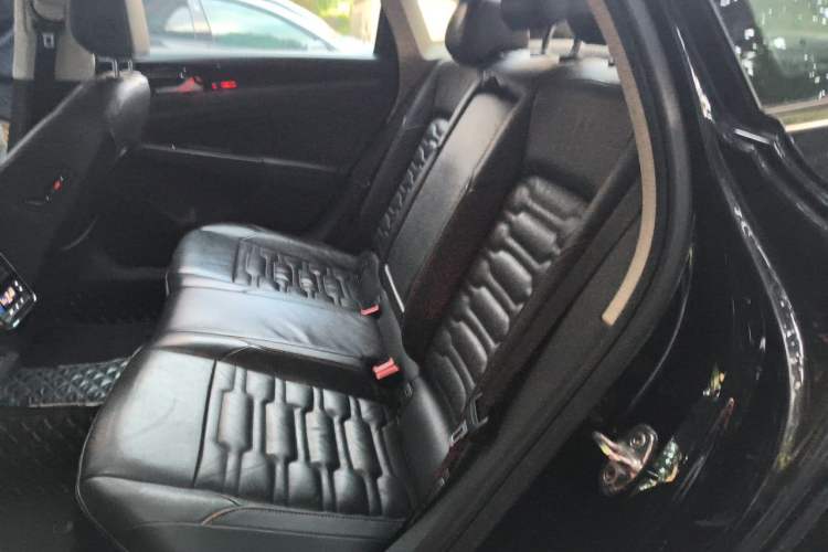 Used Volkswagen Passat New Energy 2020 430 PHEV Hybrid Elite Edition China VI Standard Left Rear Seat