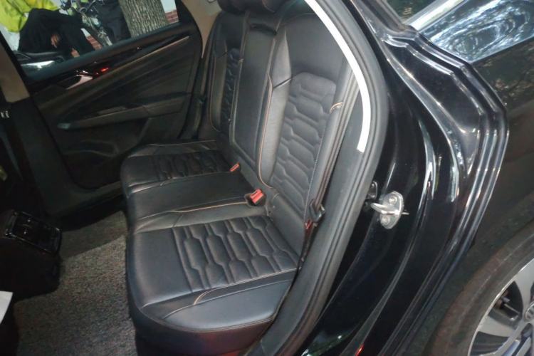 Used Volkswagen Passat New Energy 2020 430 PHEV Hybrid Elite Edition China VI Standard Left Rear Seat