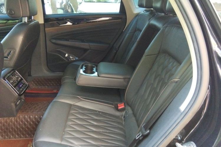 Used Volkswagen Passat New Energy 2020 430 PHEV Hybrid Luxury Edition China VI Standard Left Rear Seat
