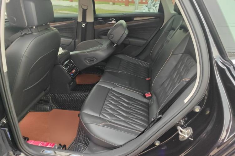 Used Volkswagen Passat New Energy 2020 430 PHEV Hybrid Luxury Edition China VI Standard Left Rear Seat