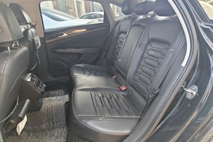 Used Volkswagen Passat New Energy 2020 430 PHEV Hybrid Elite Edition China VI Standard Left Rear Seat