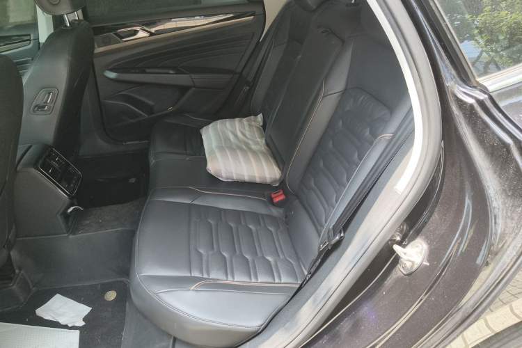 Used Volkswagen Passat New Energy 2020 430 PHEV Hybrid Elite Edition China VI Standard Left Rear Seat