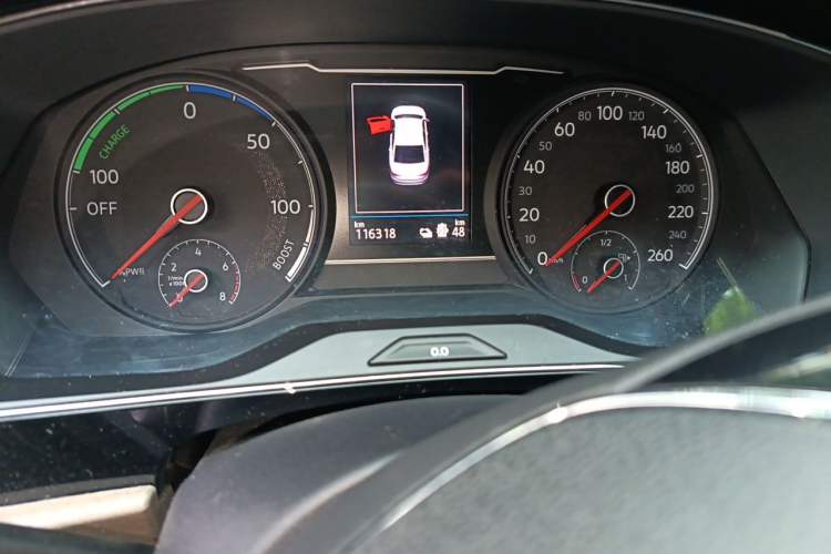 Used Volkswagen Passat New Energy 2020 430 PHEV Hybrid Luxury Edition China VI Standard Odometer Close Up