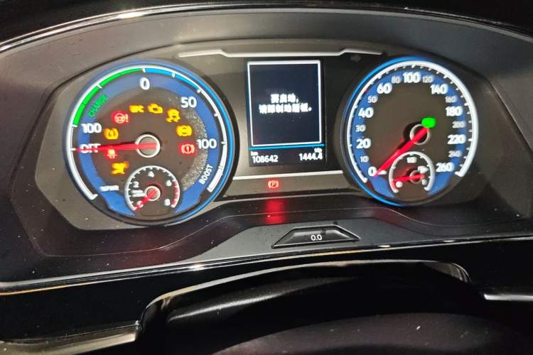 Used Volkswagen Passat New Energy 2020 430 PHEV Hybrid Elite Edition China VI Standard Odometer Close Up