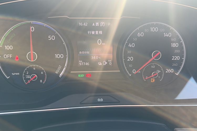Used Volkswagen Passat New Energy 2020 430 PHEV Hybrid Luxury Edition China VI Standard Odometer Close Up