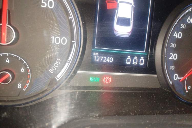 Used Volkswagen Passat New Energy 2020 430 PHEV Hybrid Luxury Edition China VI Standard Odometer Close Up