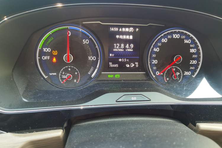 Used Volkswagen Passat New Energy 2020 430 PHEV Hybrid Luxury Edition China VI Standard Odometer Close Up