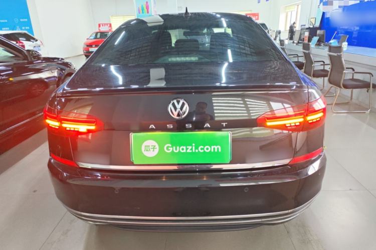 Used Volkswagen Passat New Energy 2020 430 PHEV Hybrid Luxury Edition China VI Standard Rear