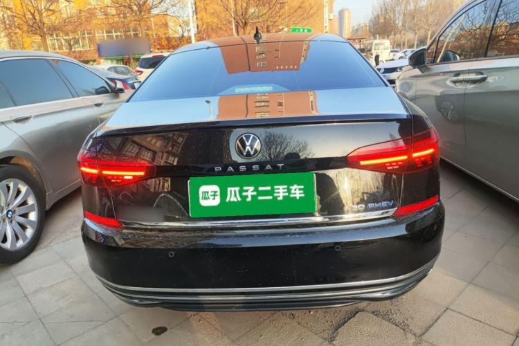 Used Volkswagen Passat New Energy 2020 430 PHEV Hybrid Luxury Edition China VI Standard Rear