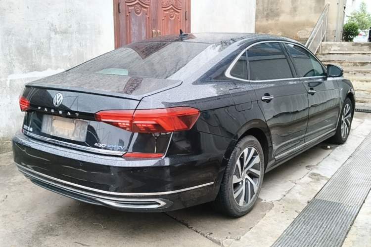 Used Volkswagen Passat New Energy 2020 430 PHEV Hybrid Luxury Edition China VI Standard Rear Right 45 Deg