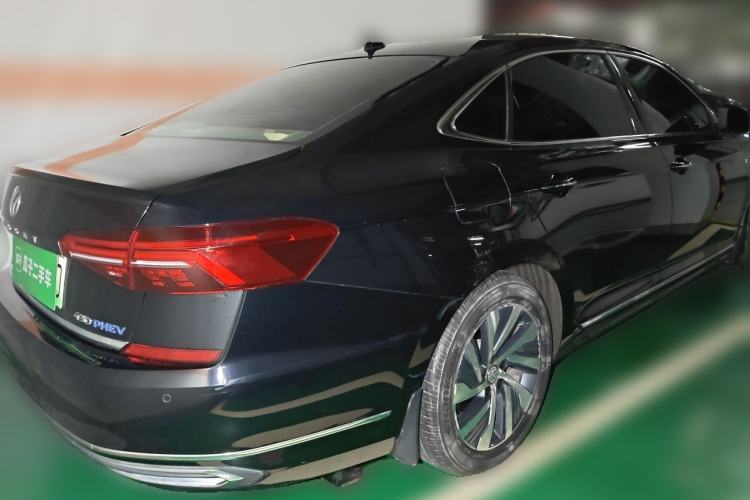 Used Volkswagen Passat New Energy 2020 430 PHEV Hybrid Luxury Edition China VI Standard Rear Right 45 Deg