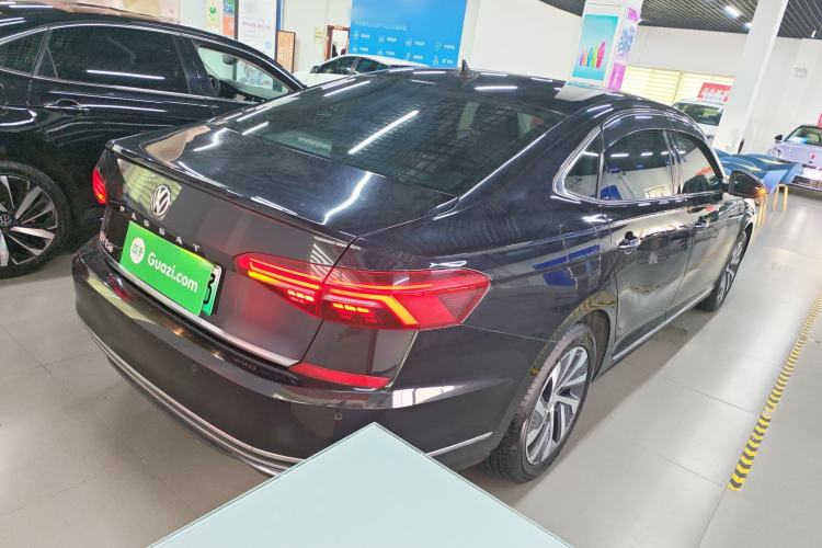 Used Volkswagen Passat New Energy 2020 430 PHEV Hybrid Luxury Edition China VI Standard Rear Right 45 Deg