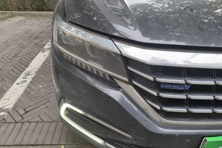 Used Volkswagen Passat New Energy 2020 430 PHEV Hybrid Luxury Edition China VI Standard Right Front Headlight