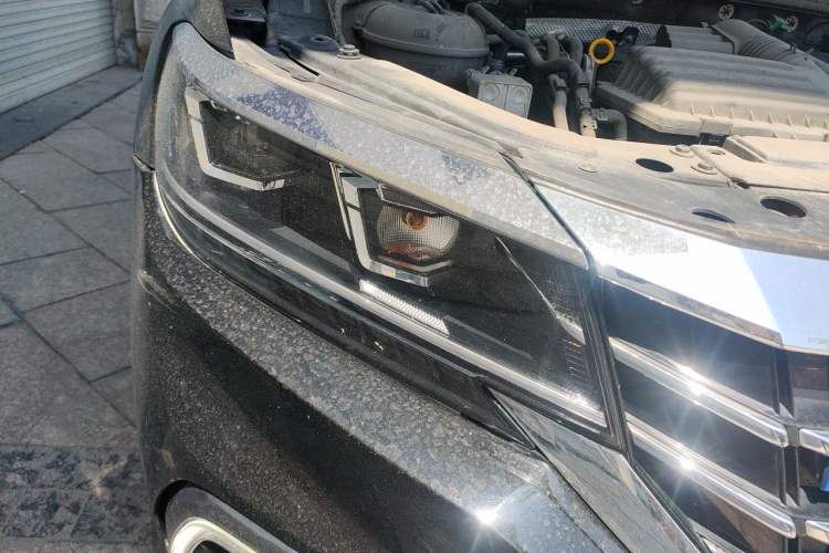 Used Volkswagen Passat New Energy  Right Front Headlight