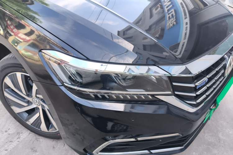 Used Volkswagen Passat New Energy 2020 430 PHEV Hybrid Luxury Edition China VI Standard Right Front Headlight