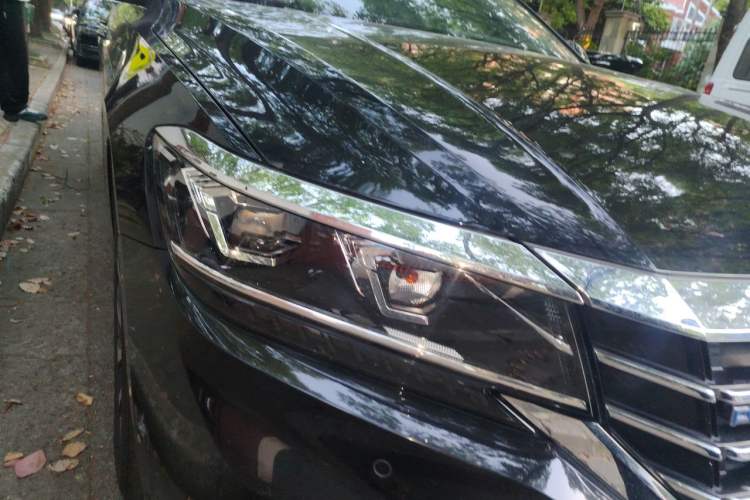 Used Volkswagen Passat New Energy 2020 430 PHEV Hybrid Elite Edition China VI Standard Right Front Headlight