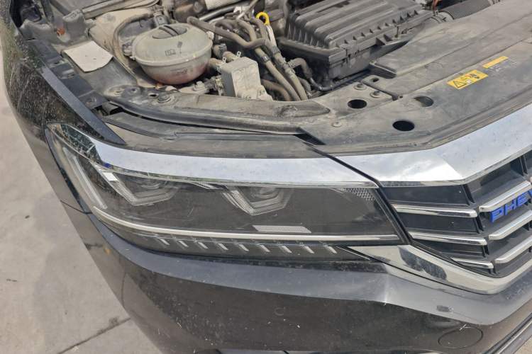 Used Volkswagen Passat New Energy 2020 430 PHEV Hybrid Luxury Edition China VI Standard Right Front Headlight