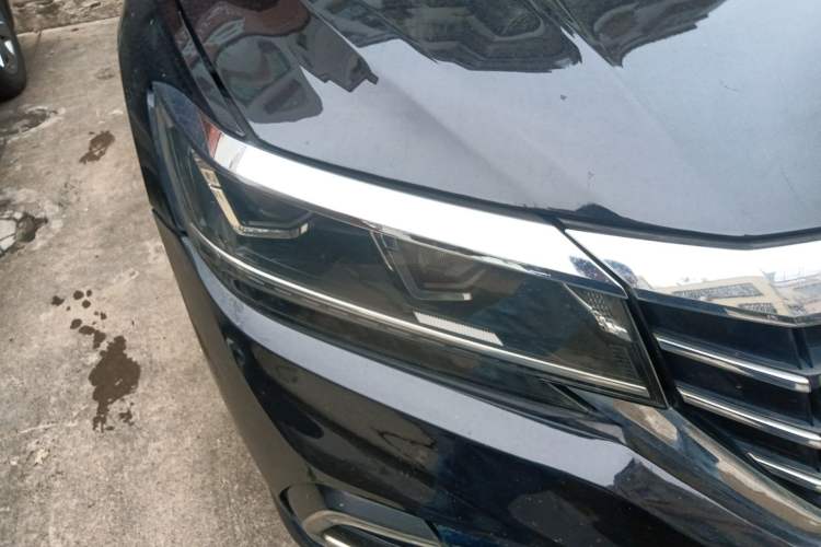 Used Volkswagen Passat New Energy 2020 430 PHEV Hybrid Elite Edition China VI Standard Right Front Headlight