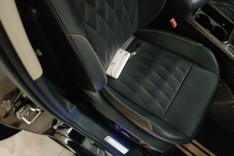 Used Volkswagen Passat New Energy 2020 430 PHEV Hybrid Luxury Edition China VI Standard Right Front Seat