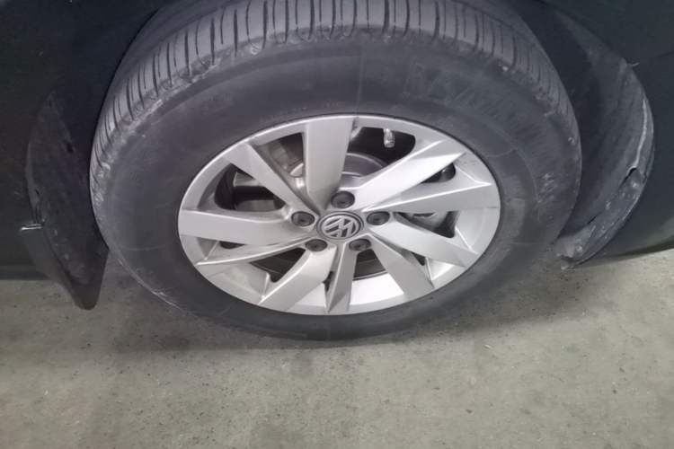 Used Volkswagen Passat New Energy 2020 430 PHEV Hybrid Elite Edition China VI Standard Right Front Wheel Hub